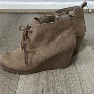DV by Dolce Vita Tan Wedge Booties